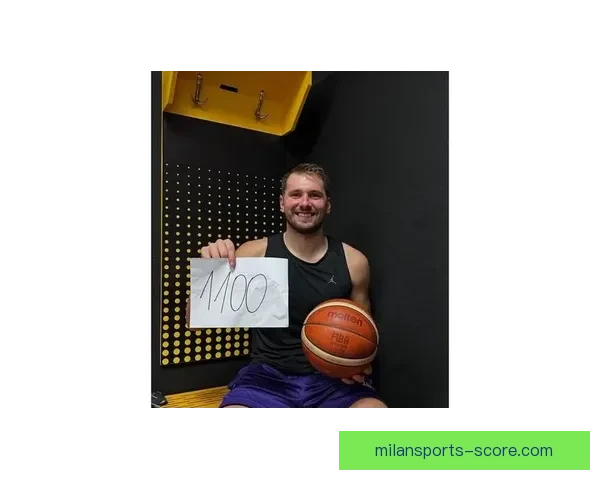 东契奇生涯第七次荣膺月最佳 场均37分8篮板7助攻获防守提名